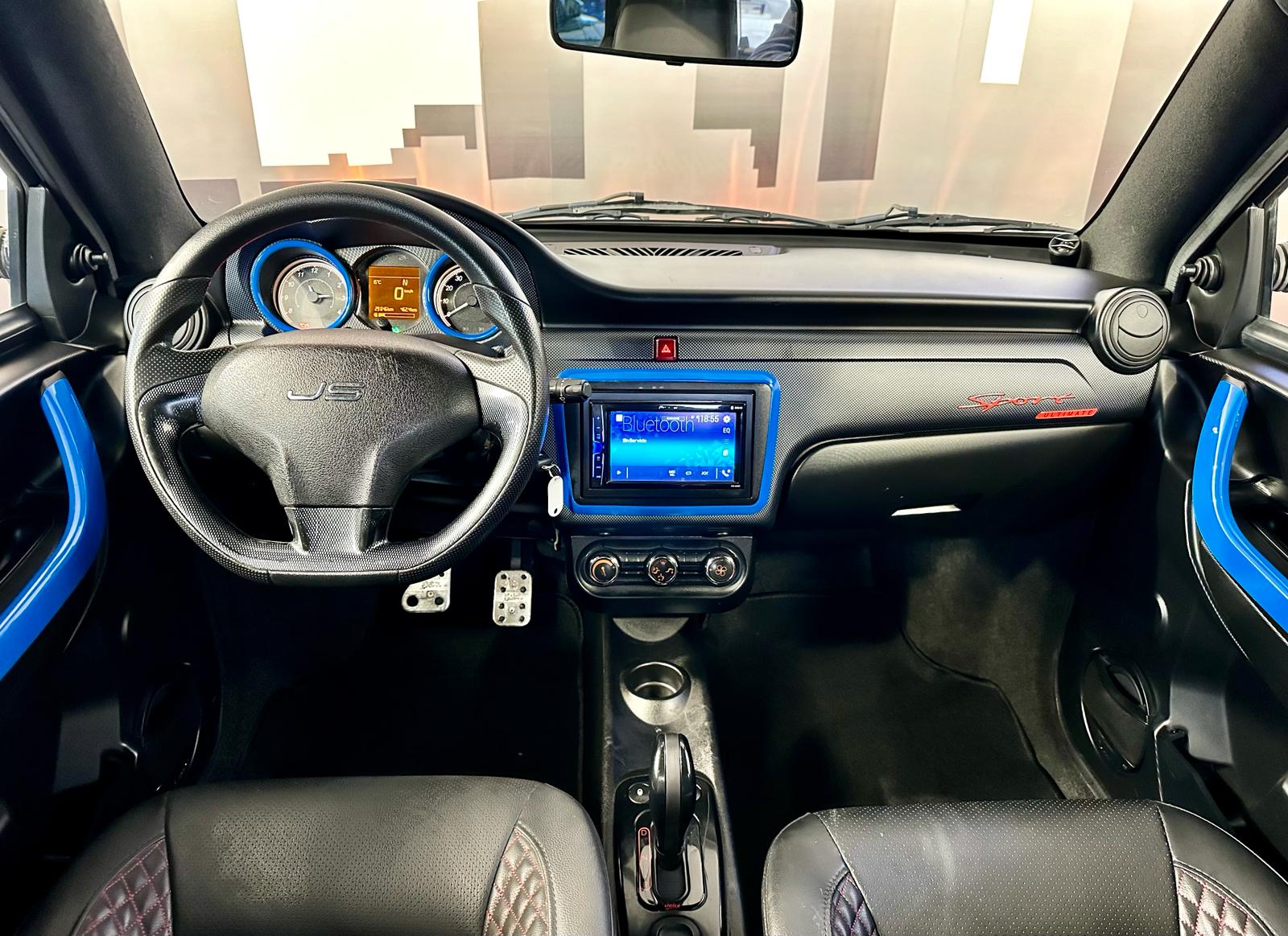 coche sin carnet ligier js 50 sport ultimate seminuevo ambiente carbono